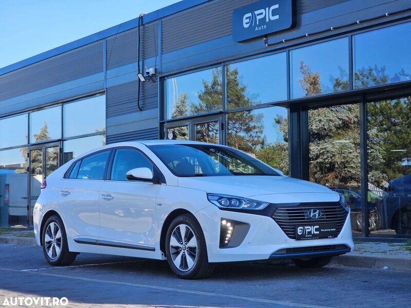 Hyundai Ioniq Hyundai Ioniq Plug